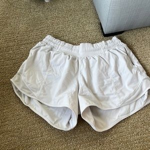 White Lululemon Hotty Hots Size 4!